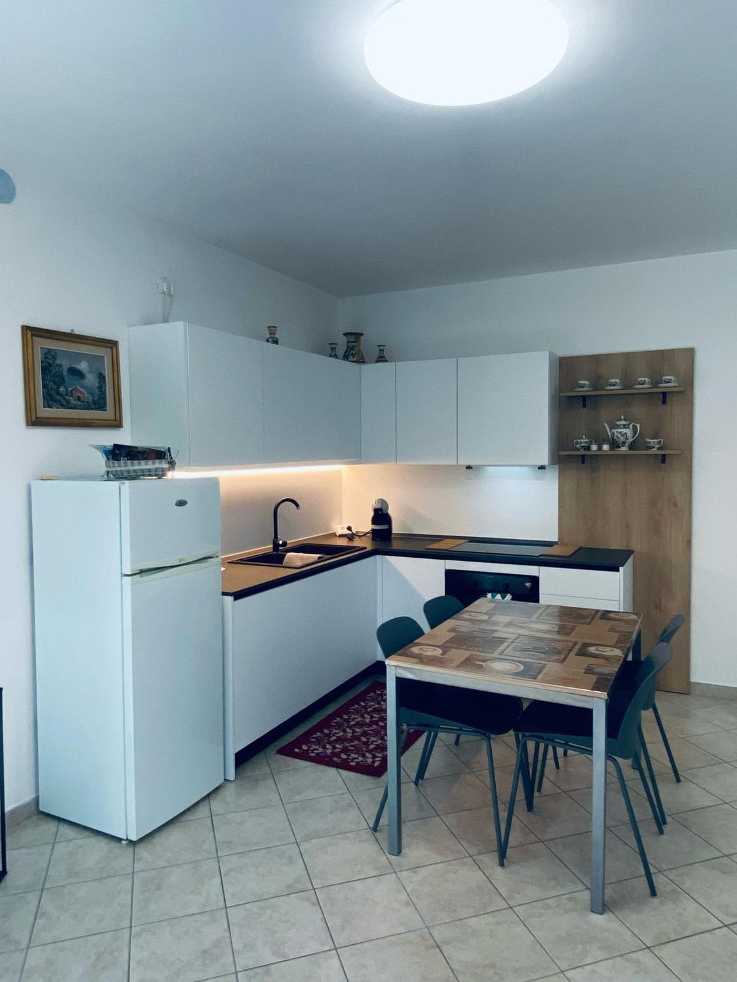 Alma Apartment ซีร์มิโอเน ภายนอก รูปภาพ