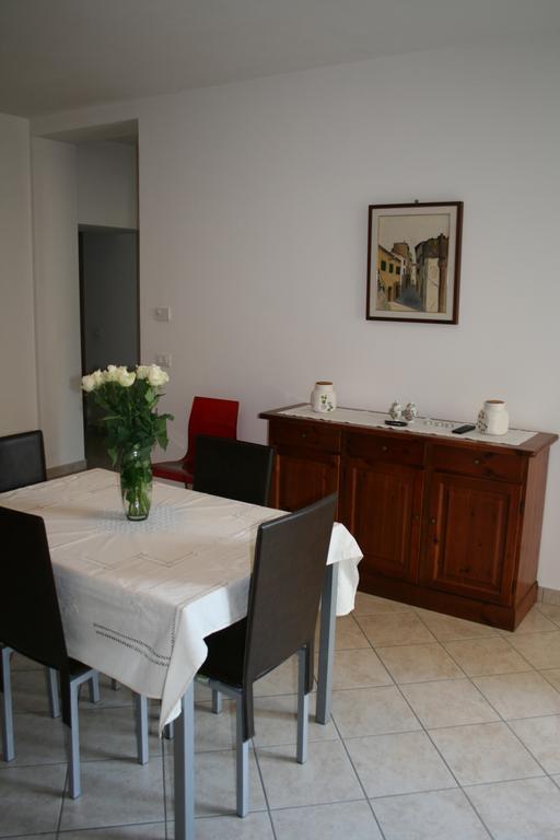 Alma Apartment ซีร์มิโอเน ภายนอก รูปภาพ
